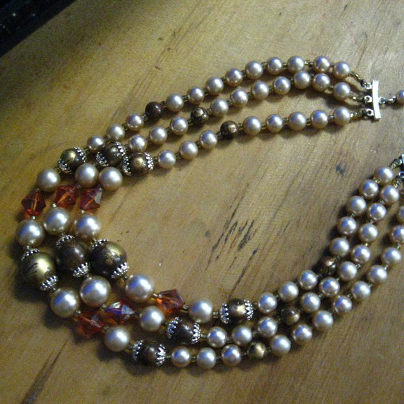 Mid Century 3 Strand Plastic Necklace